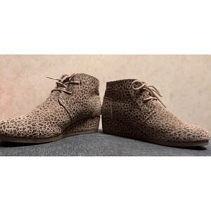 TOMS Kala Leopard Print Wedge Booties Womens 6 Tan Brown Animal Print Chukkas